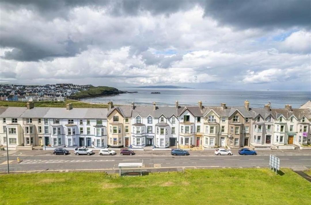 2 Dunluce Green - Portrush By The Sea Exterior foto